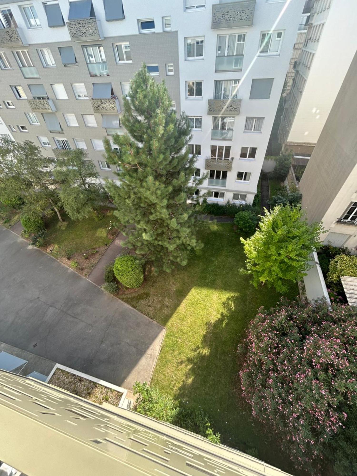 Appartement Meuble Tres Bien Situe 布洛涅-比扬古 外观 照片
